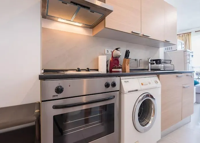 Lighthouse Apartman Várna