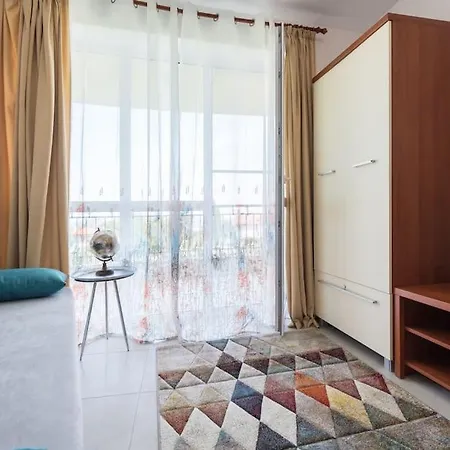 Апартаменты Lighthouse