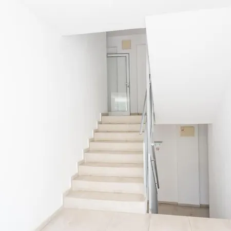 Lighthouse Варна